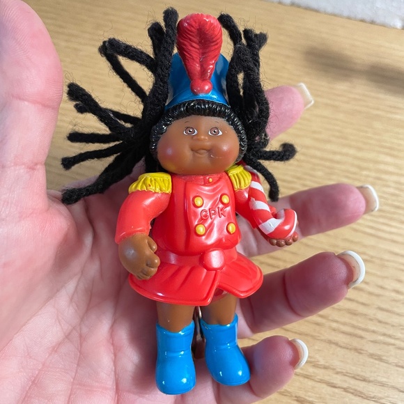 Cabbage Patch Posable Figures Lot of 3 African American Skater Majorette Weights - Picture 5 of 8